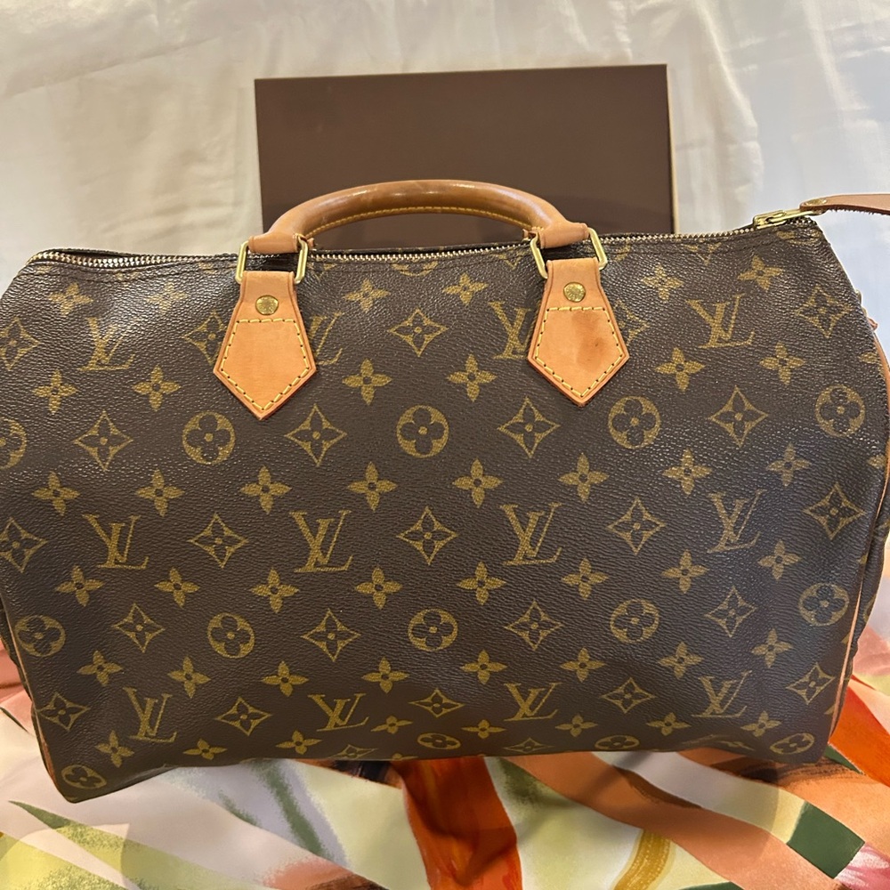 Louis Vuitton Brown Monogram Travel Bag speedy - Picture 2 of 11